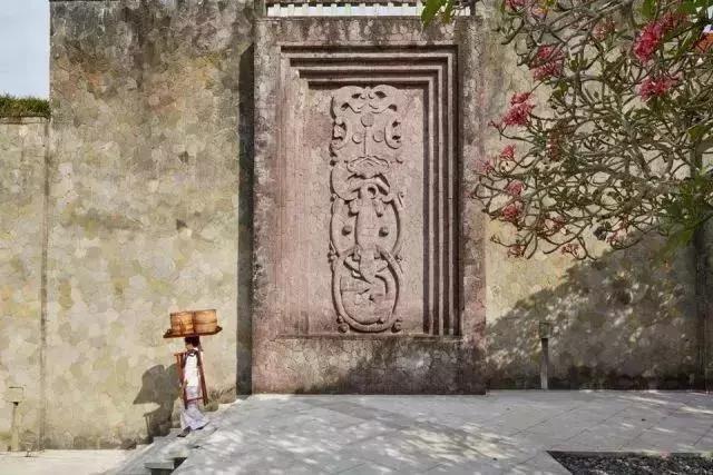 探索神秘的Manusa，一段未知的旅程