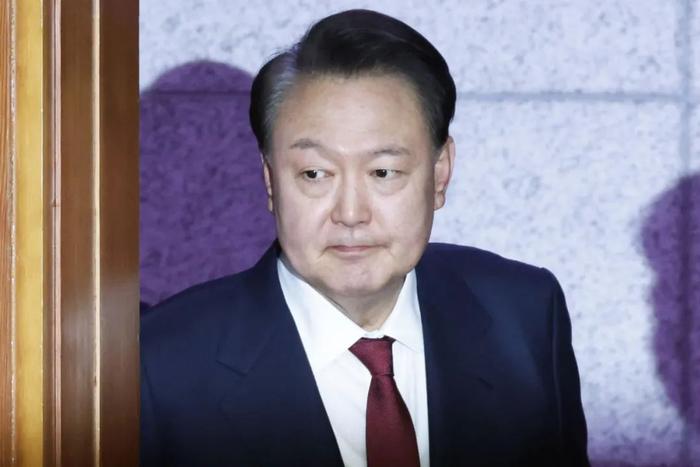 尹锡悦即将被释放，多方分析与解读