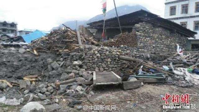 西藏日喀则市定日县发生5.9级地震，灾难下的坚韧与守望