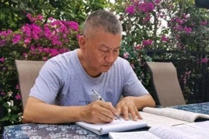 雷军回应三天卖出1万辆小米MIX Fold 2，速度与质量的胜利？