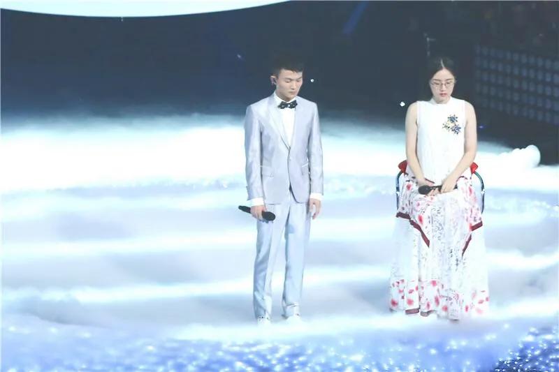 周深国外演唱视频，跨越国界的音乐魅力