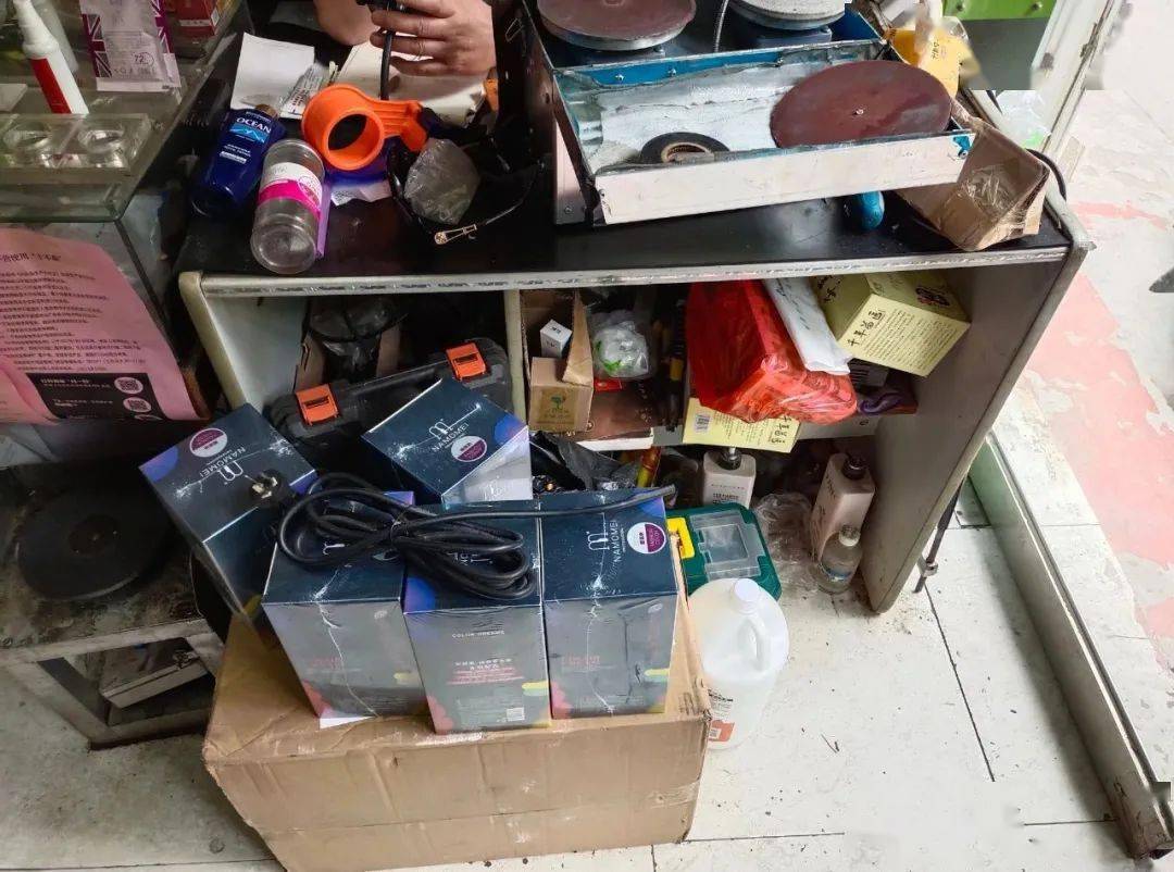 实拍啄木鸟公司被查现场，深度剖析事件始末