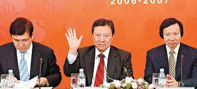 李兆基孙子，家族荣耀与时代风采