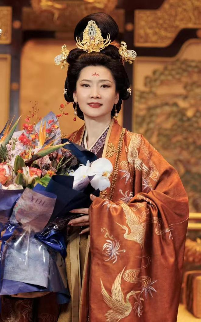 何赛飞，岁月从不败美人