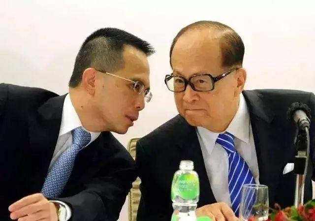 李嘉诚在香港的码头，传奇的商业帝国一窥