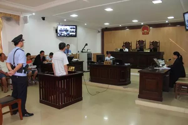 海底捞500万索赔案，深度解析事件背后的真相