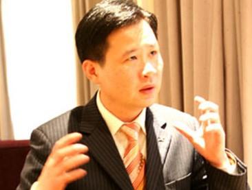 特步懂事长，引领潮流，铸就品牌传奇