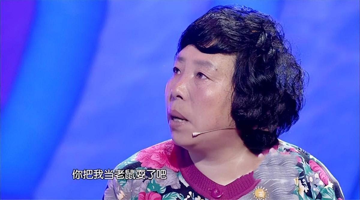 大爷被小17岁初恋骗走一套房？女方回应——情感与财产纠纷的反思