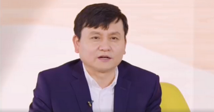 张文宏，该退休就退休，给年轻人腾位置