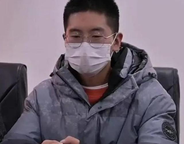 孙卓个人资料揭秘，探寻网络红人背后的故事