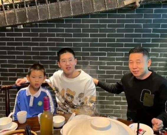 孙卓是谁？探寻网络红人背后的故事