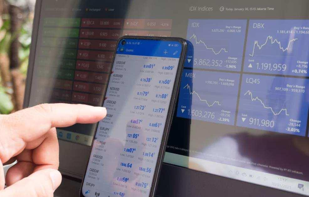 关于00后非法套现近十万现象的思考