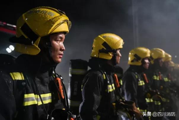 因机长没带护照折返事件，细节解析与反思