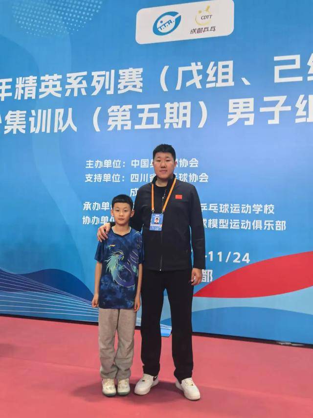 海漂一天一夜的小孩哥，惊人战绩震撼心灵