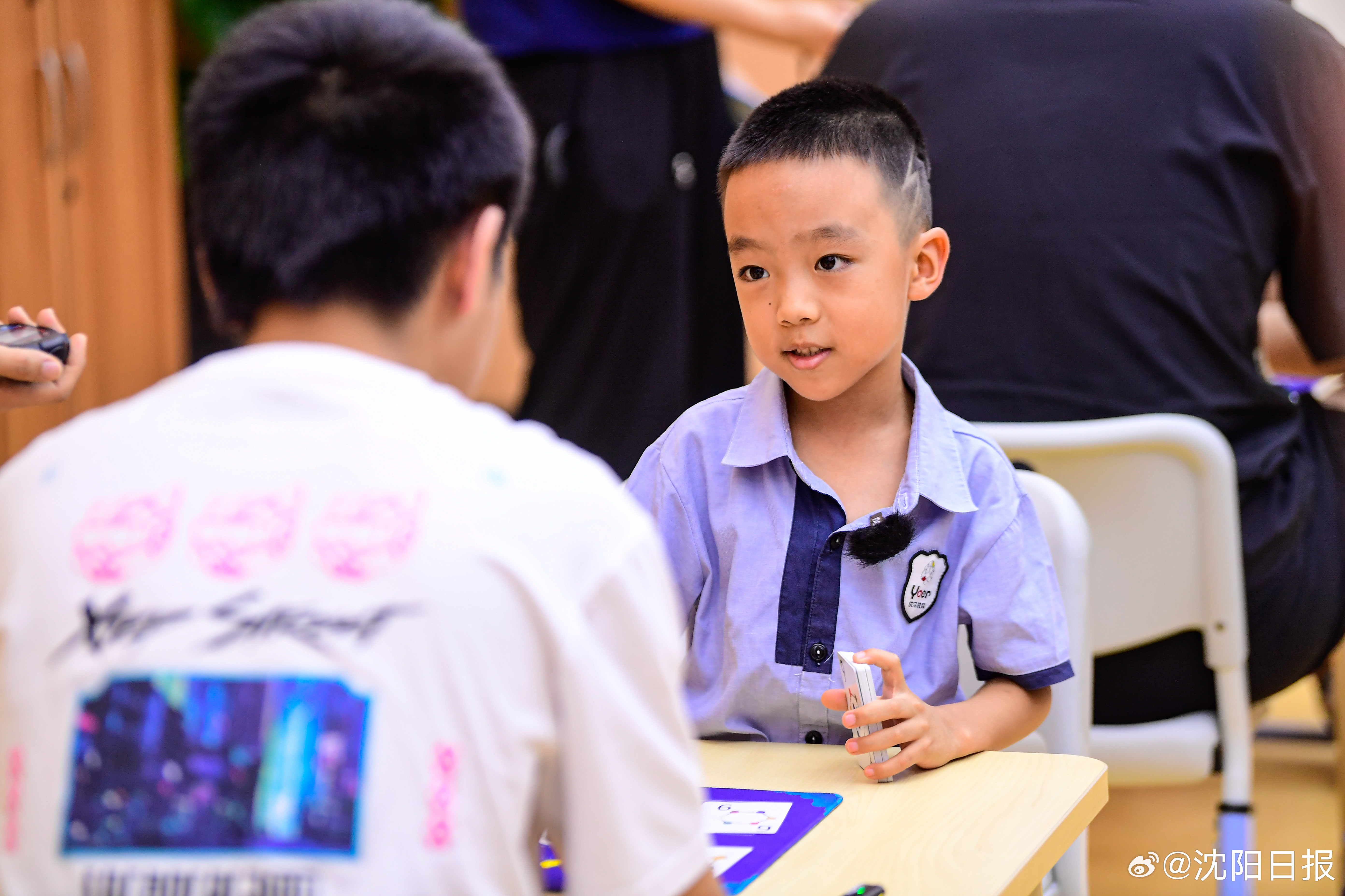 海漂一天一夜的小孩哥，惊人战绩震撼心灵