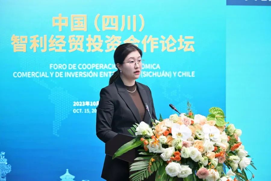 85后女儿接班首年巨亏79亿，企业传承的挑战与反思