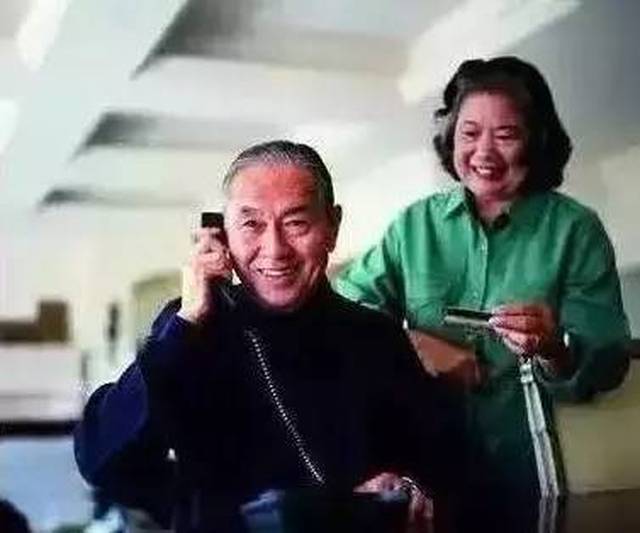 父亲死后遗产分配，姑姑是否有继承权？