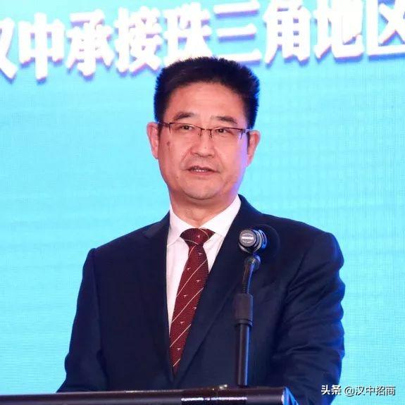 唐勇中将被撤销全国政协委员资格事件解读