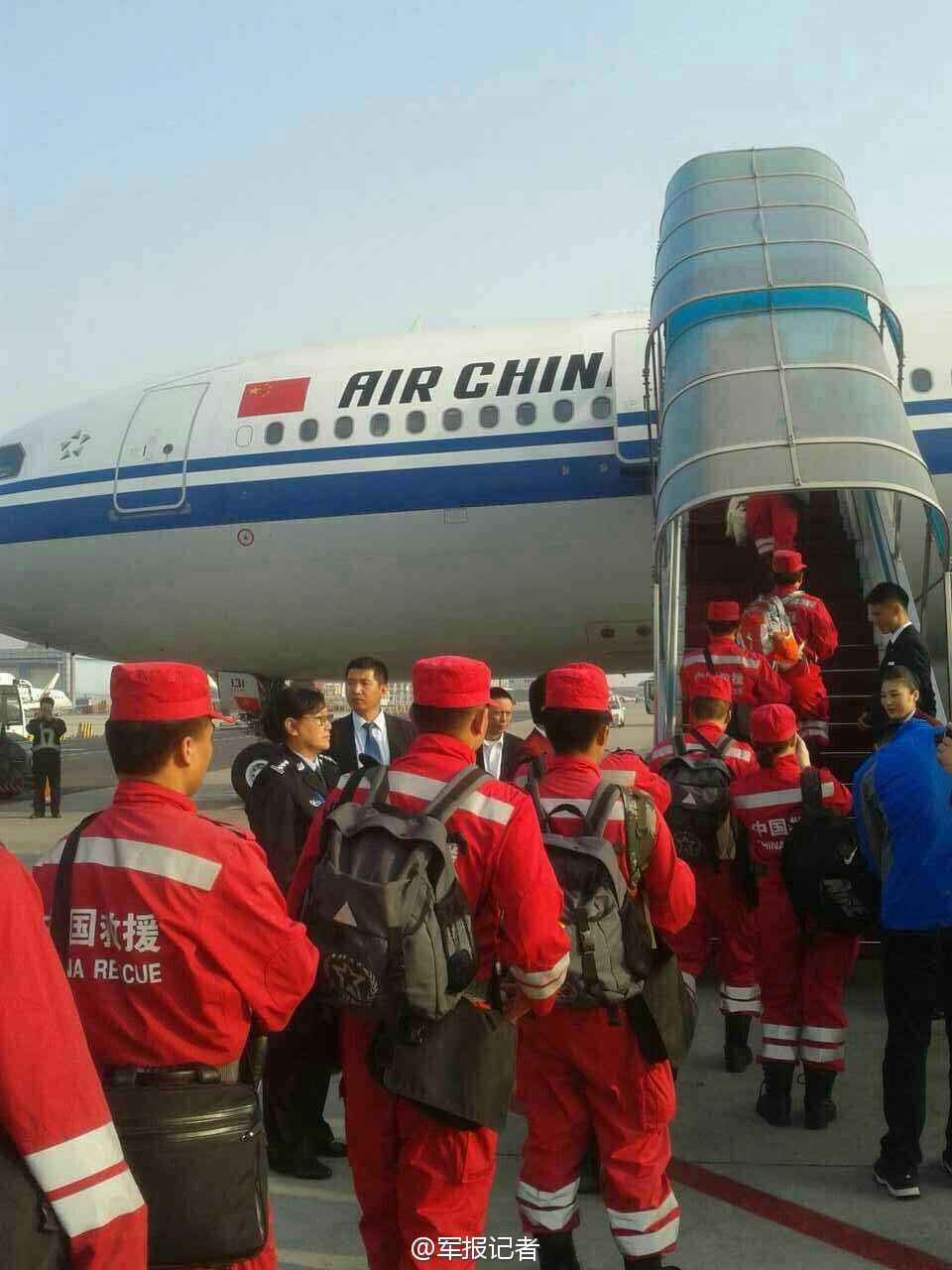 我国第二架国际救援包机驰援缅甸，跨越国界的救援力量