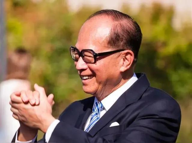李嘉诚的港口生意，帝国崛起的背后故事