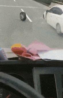 弟弟配合姐姐拍视频，结果被凶哭了