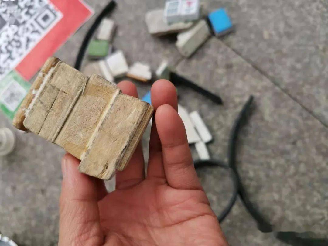 男子卖一根金条赚得盆满钵满，13.7万的背后故事
