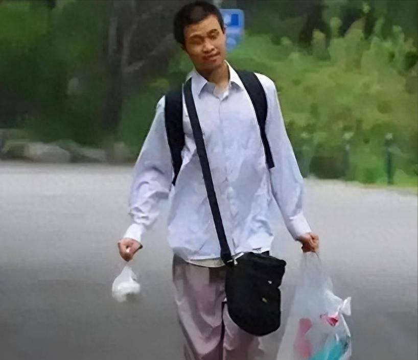 孤独症男孩展现惊人数学天赋