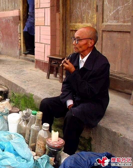 拔罐死人的新闻背后的深度解析