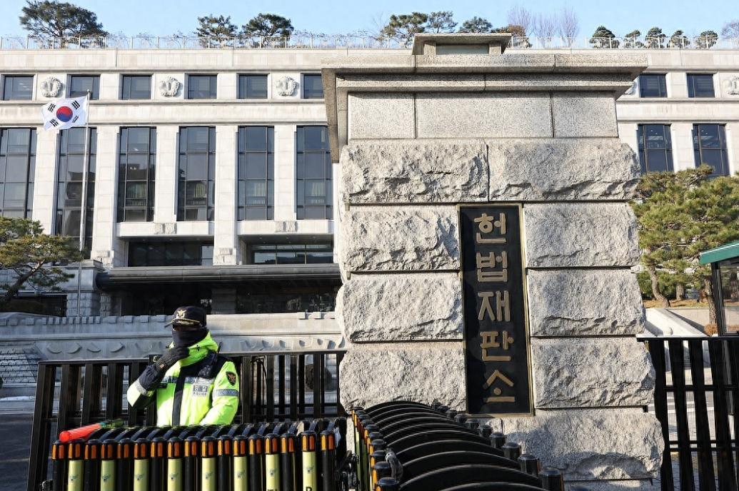 重磅！韩总统办公室高级参谋集体辞职，背后原因深度解析