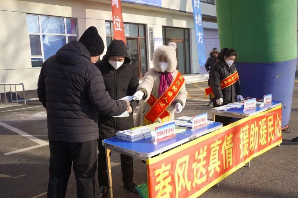 男子维权被送精神病院事件官方通报引发的思考