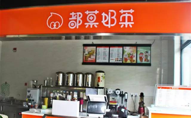 黄金店老板是不是很有钱？探究背后的故事与真相