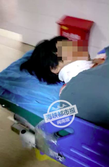 金店老板称黄金市场一片狼藉，是真的吗？