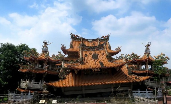 寺庙塌了背后的寓意与解读