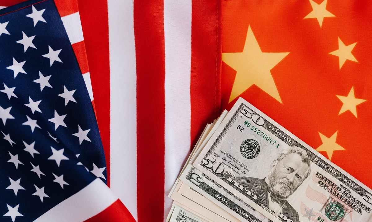 模型揭示，关税影响显著，美国商品进口额大幅下滑