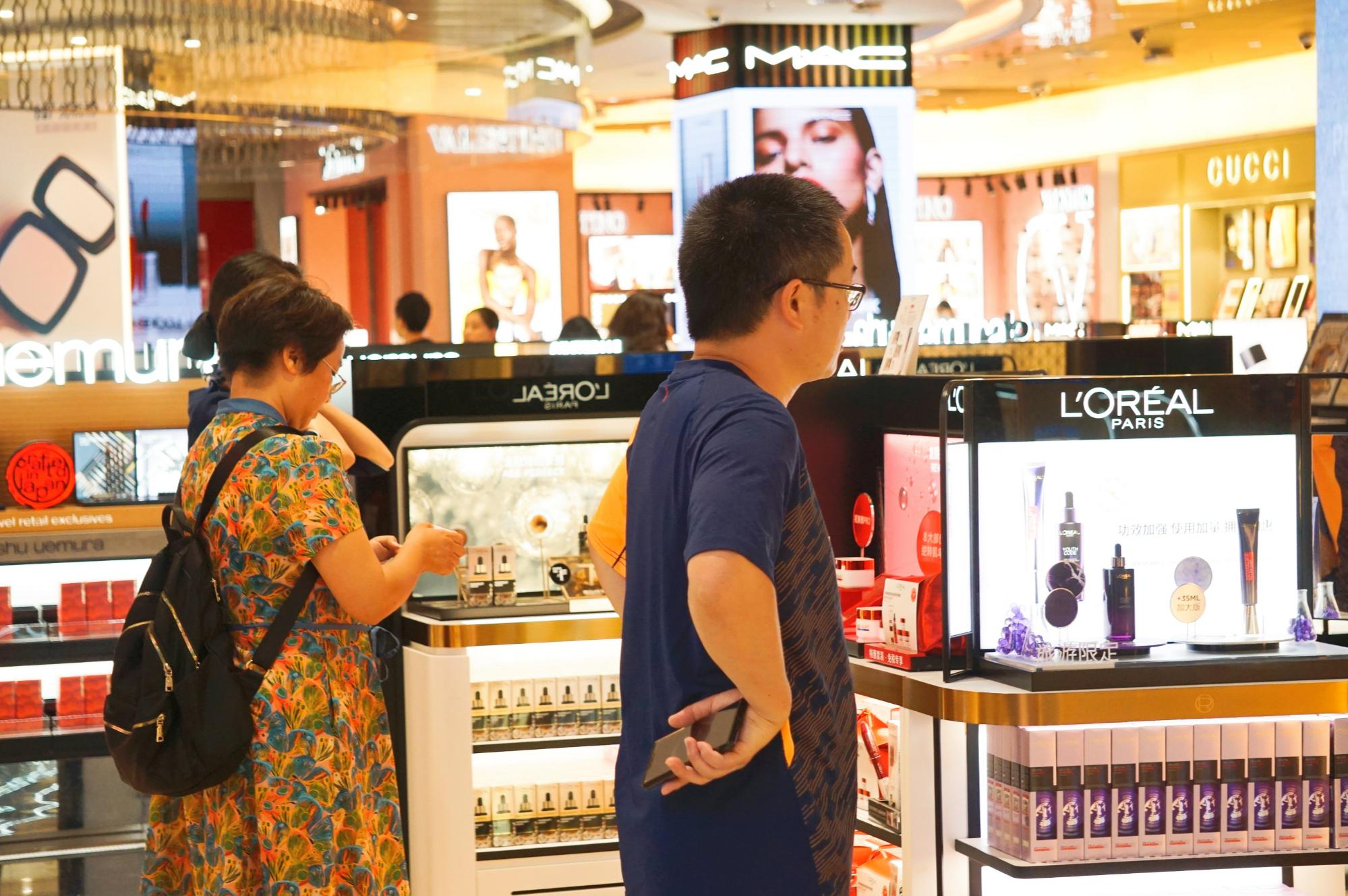 免税店的美妆生意怎么样了
