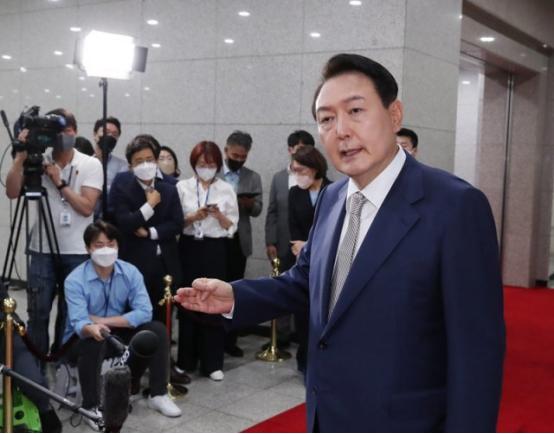 尹锡悦搬离总统官邸，背后原因与影响分析
