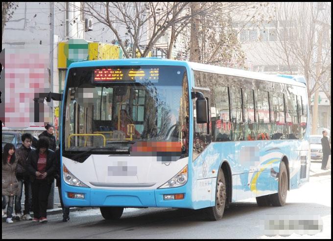 探索城市脉络，202路公交车线之旅