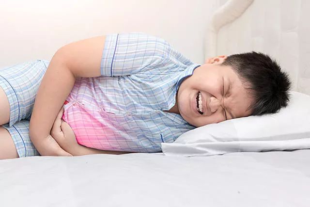 婴儿误食隔夜萝卜水泡奶中毒抢救全解析