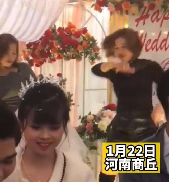 婚礼前夕的私奔，男子与丈母娘的不寻常故事
