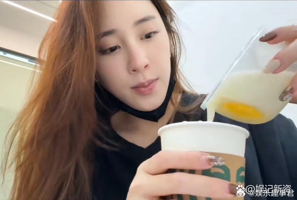 大胆尝试，母乳与咖啡的交融