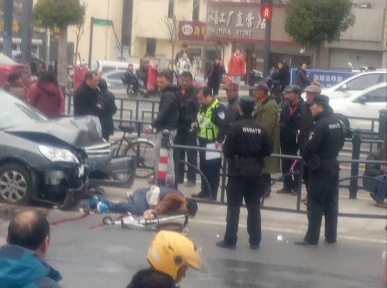 肇事者父亲眼中的悲剧，一家三口被撞身亡事件背后的真相