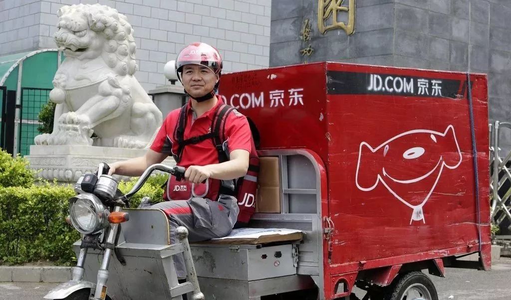 刘强东与外卖，一场电商巨头与餐饮行业的跨界融合