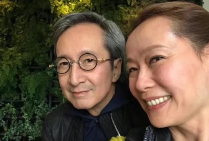 百克力，叶童的62岁，年龄只是数字