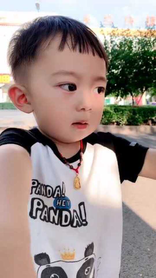 2岁萌娃与妈妈的斗智斗勇，冰激凌大作战！