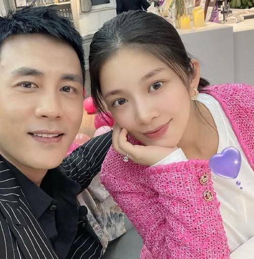 杜淳老婆王灿，是圈内人吗？