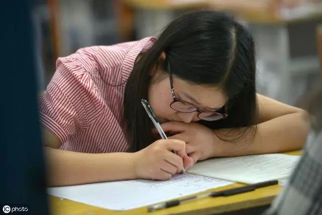 高中生打破黄雨婷保持的世界纪录，新时代的青春力量