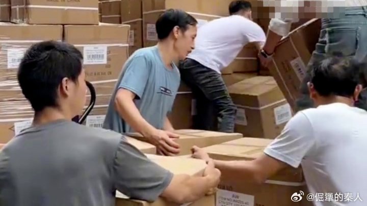 义乌老板喊话美客户，跨越千里的商贸情缘