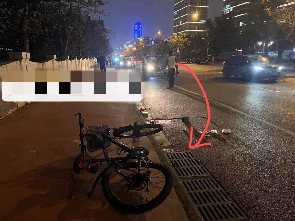 六旬男子骑车被撞飞——悲剧背后的警醒与思考