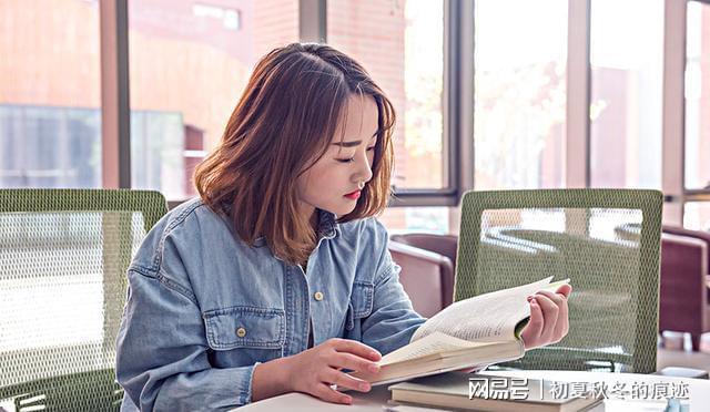 聋哑女大学生坦然接受医美手术，三次经历背后的故事