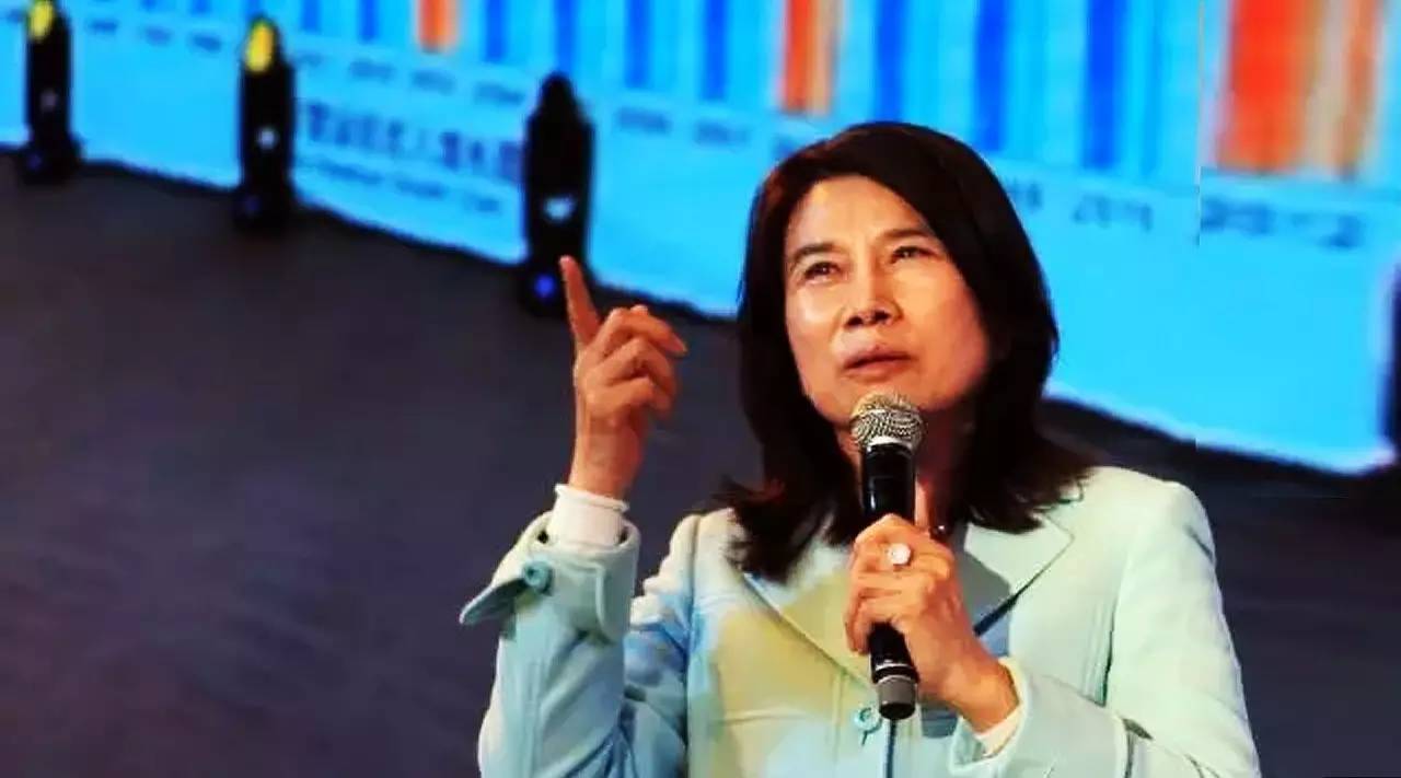董明珠盛赞刘强东，他从不和我谈价